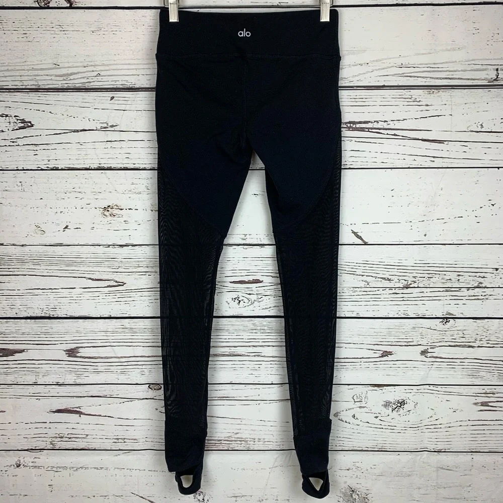 ALO Yoga sleek alo